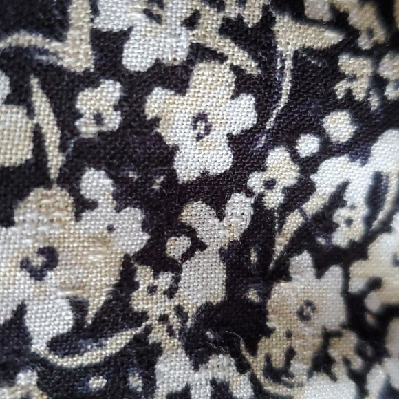 Lane Bryant black & white Cap sleeve top Black lace trim Size 22 NWT - Picture 12 of 15